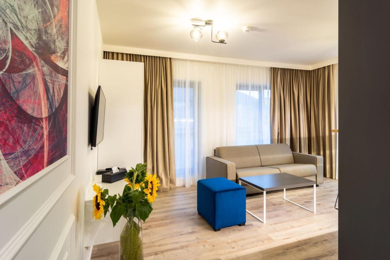 Aparthotel Nox 4*